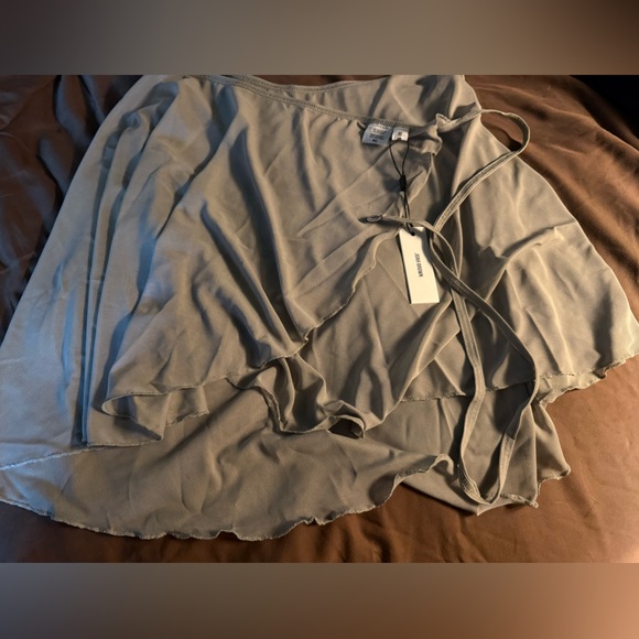 Joah Brown Wrap Skirt in Dew Mesh NWT M/L - Picture 6 of 7